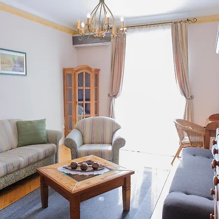 Belvarosi Apartman Szombathely
